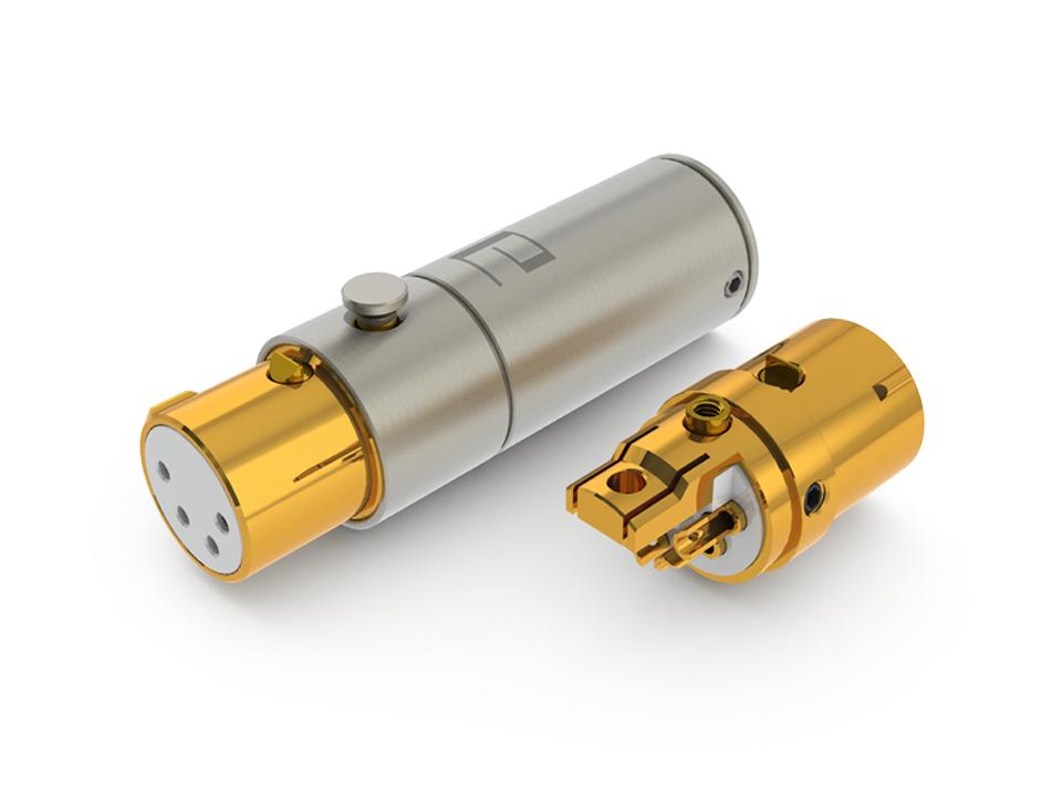 XLR