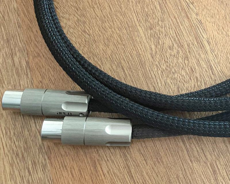 The sound of air fluttering XLR cable | Jason